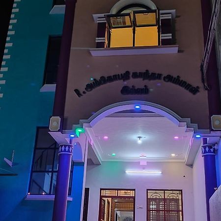 Guru Krupa Home Stay Tiruvannāmalai Extérieur photo